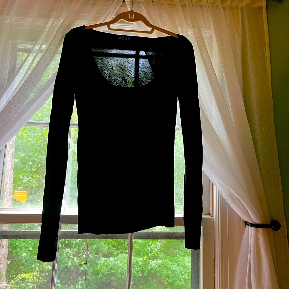 Super soft Modern Citizen square neck long sleeved shirt